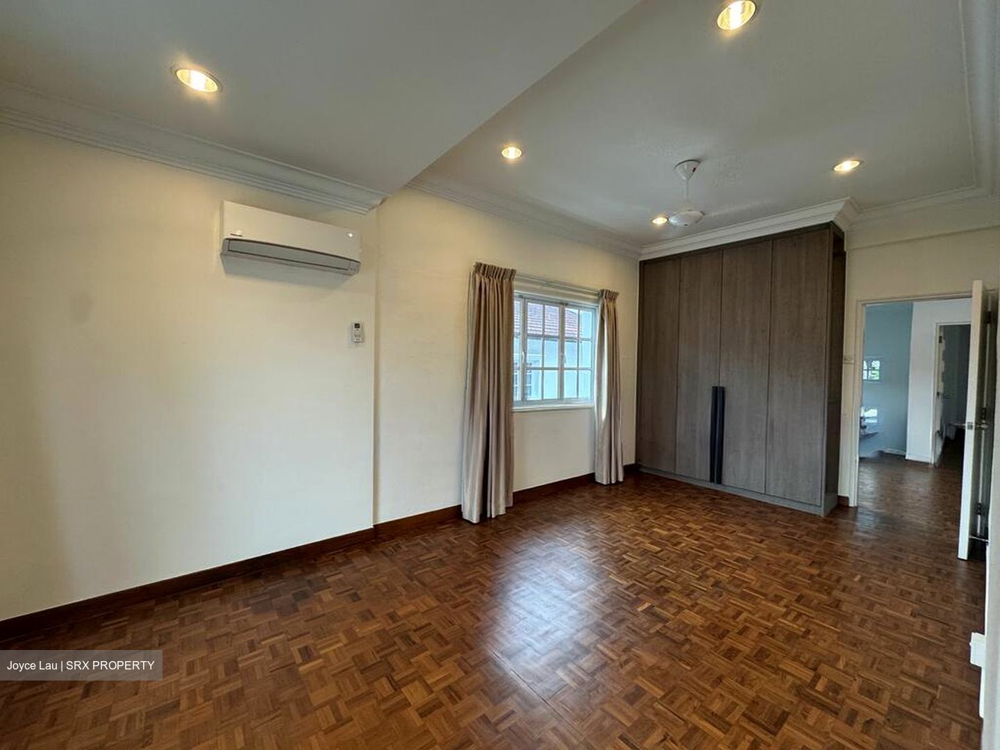 Holland Grove Road (D10), Detached #496447501